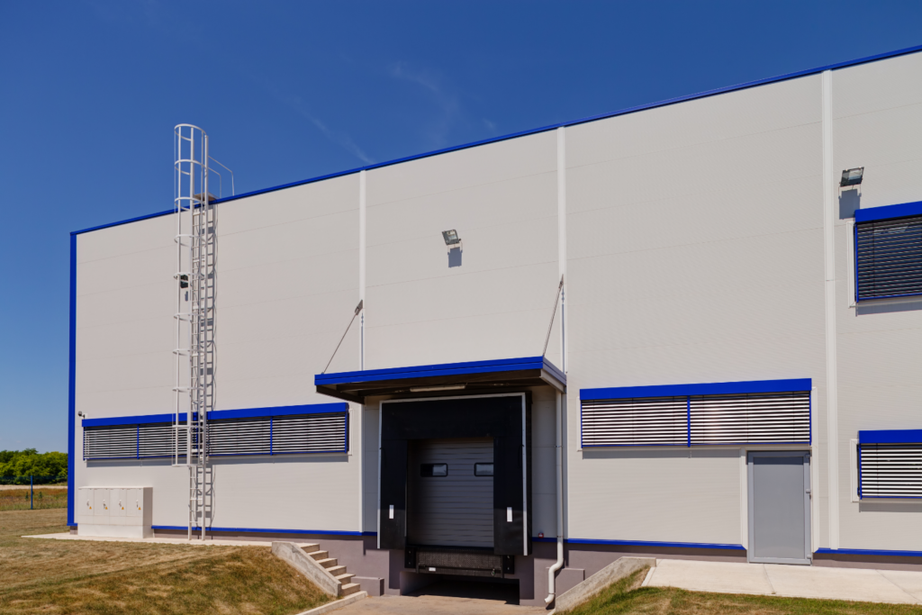 Advanced Panel Products installs exterior wall panels for commercial use in Ontario, Canada